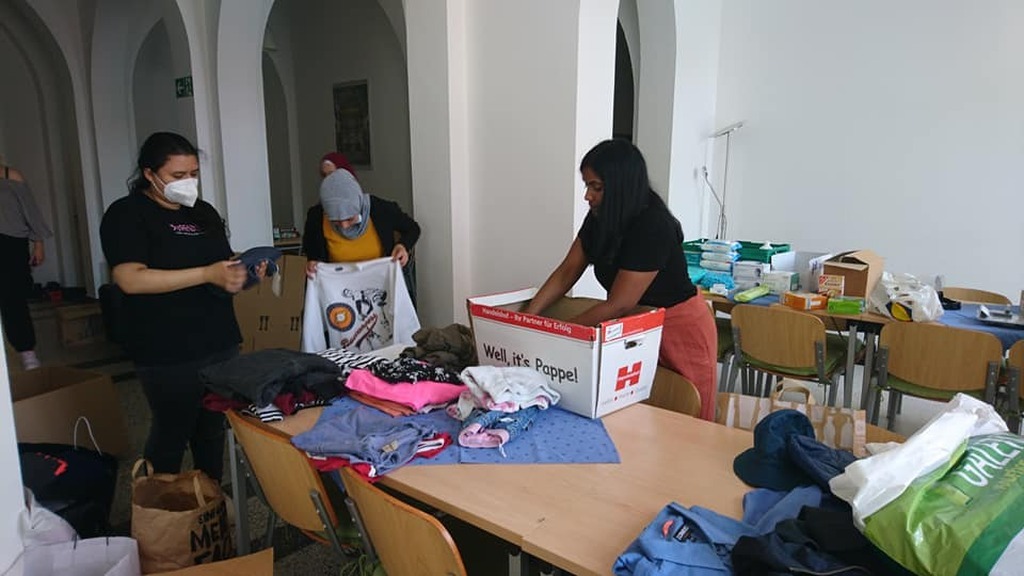 德国门兴格拉德巴赫的圣艾智德团体（Mönchengladbach）正在为洪水灾民募集援助物资